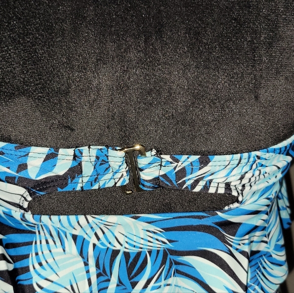 Women's Halter Tankini Size Small NWT - Picture 12 of 16